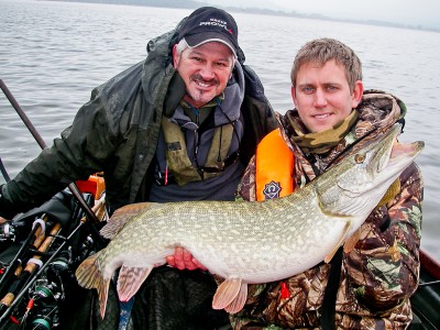 Rob Johnson's fin perfect 17lb pike from Chew Valley Lake on a lure