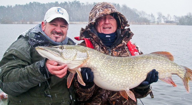 Chris Tarrant and John Horsey fishing for pike on the fly on Chew Valley Lake